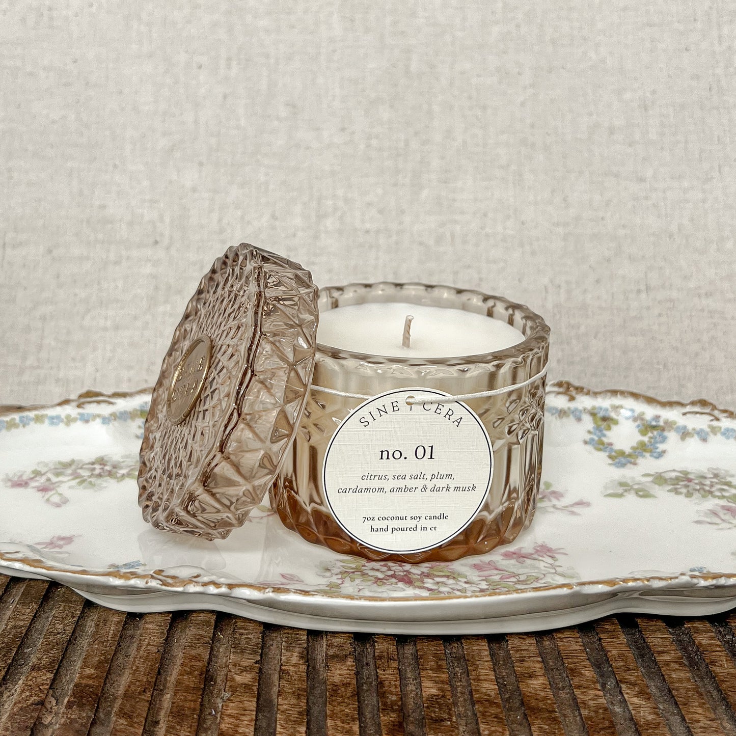 Crystal - No. 01 | citrus, plum, cardamom